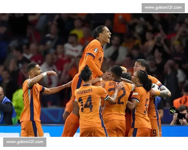 邓弗里斯破门难救主 荷兰 1-1 波兰凭少赛登顶